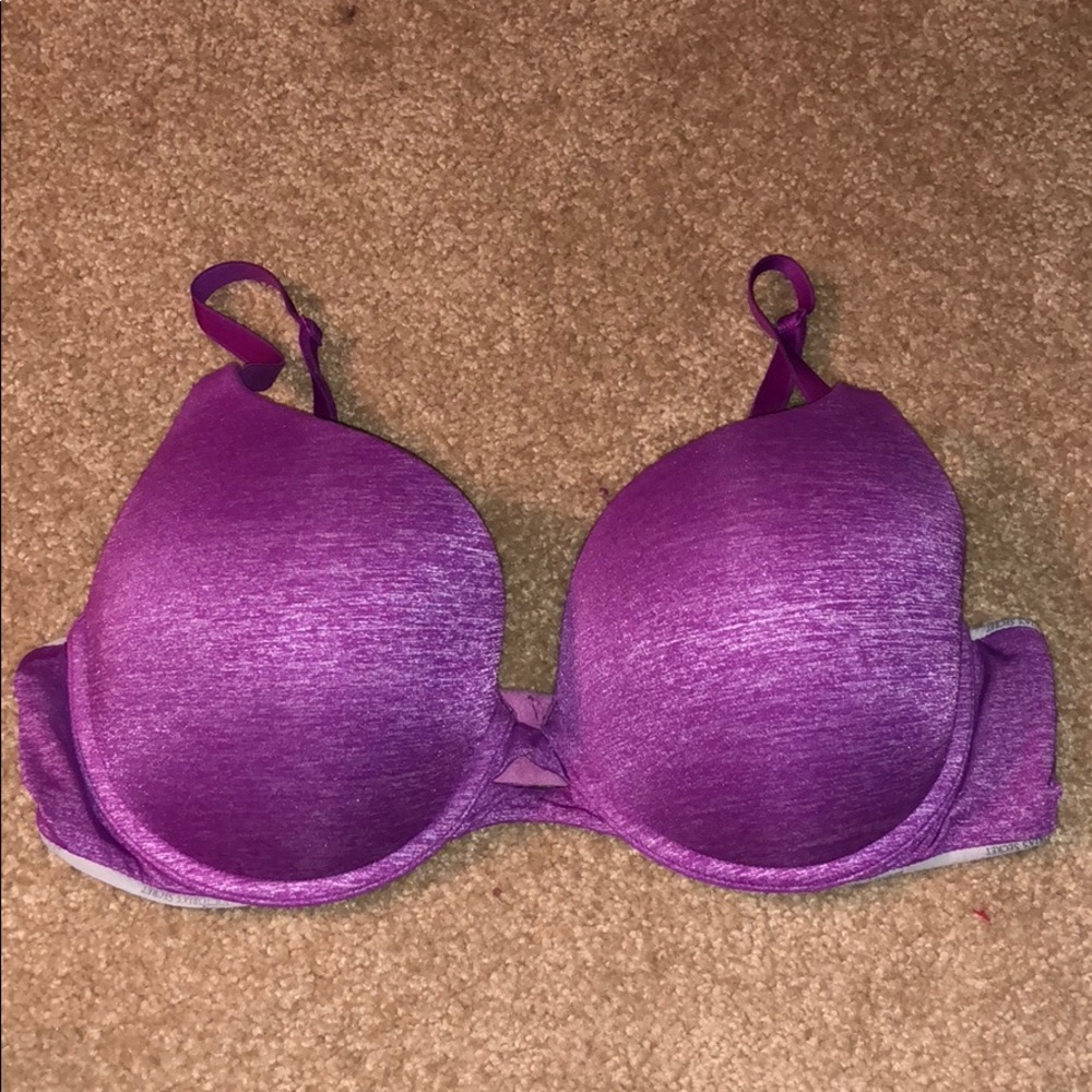 VS Bra.